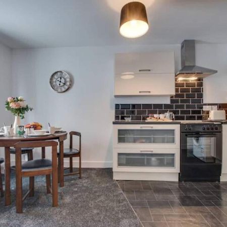 Cove Hideaway 1Bhk Apt 10 In Skinningrove Exterior photo